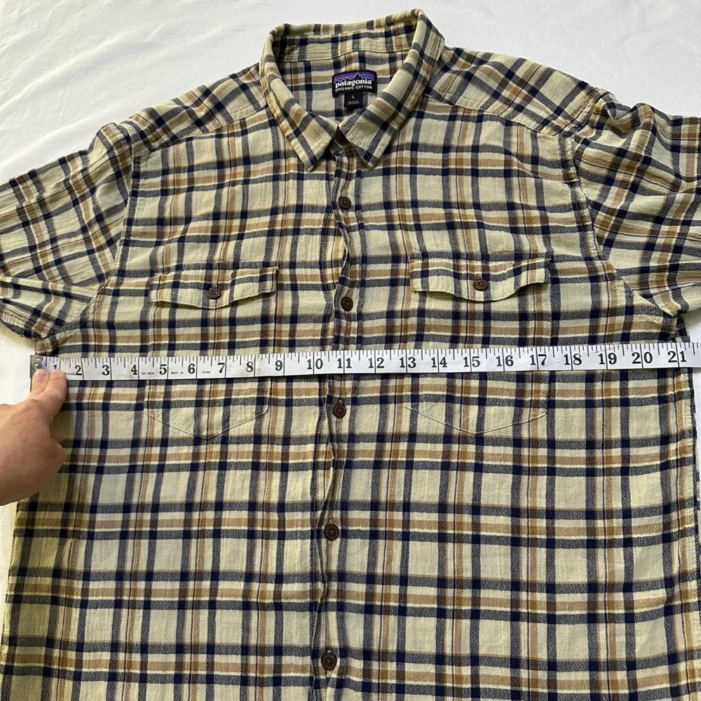 Patagonia Organic Cotton Plaid‎ Long Sleeve Button Down Shirt Mens L Lightweight